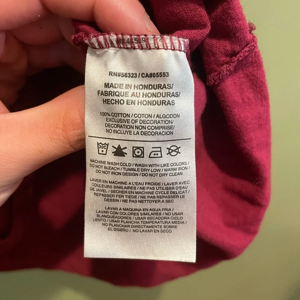 NIKE “JUST DO IT” MEDIUM T-SHIRT - Picture 5 of 5
